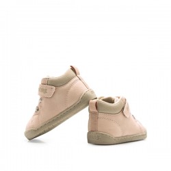 BOTITA BEBE NIÑA RESPETUOSA NUDE