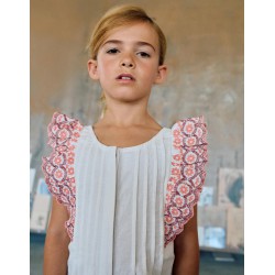 MONO NIÑA VOLANTES BORDADO FLORES CORAL